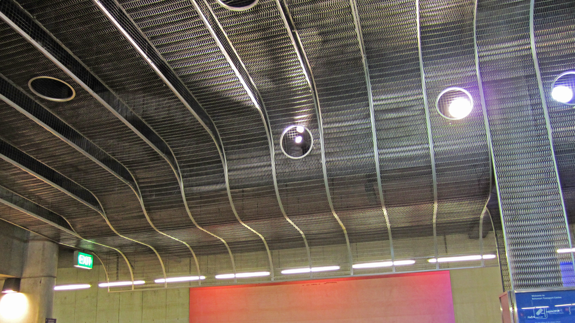 plafond en maille métallique spiralées inox EIFFEL www.plafondmetaldesign.fr  - <p>70. plafond en maille métallique spiralées inox EIFFEL <a href=
